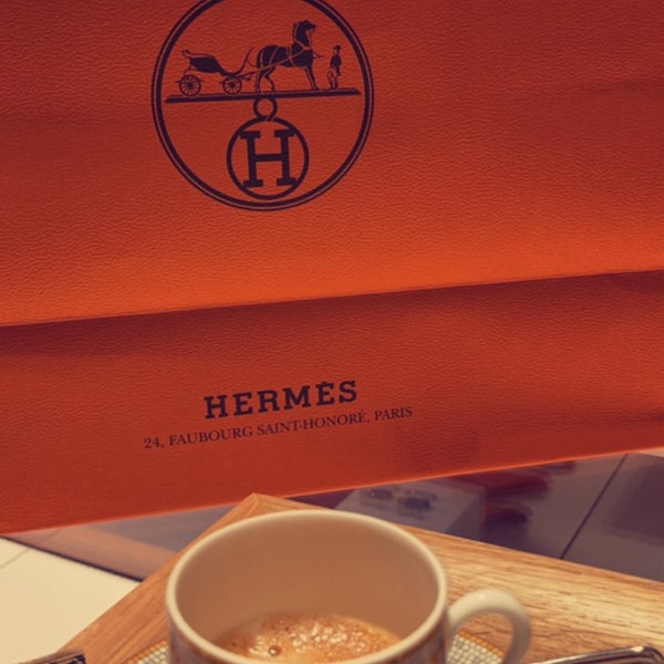Barcelona, España - 5 De Febrero: Tienda Principal De Hermes En El