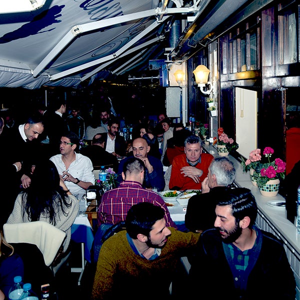 Foto scattata a Yeşilköy Balıkçısı Selim&#39;in Yeri da Yeşilköy Balıkçısı Selim&#39;in Yeri il 3/31/2015
