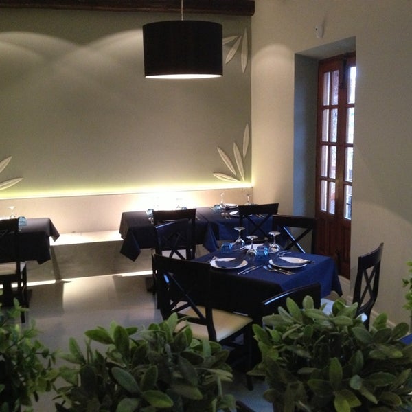 3/31/2014에 Restaurante O.님이 Olive Gastro Restaurante에서 찍은 사진