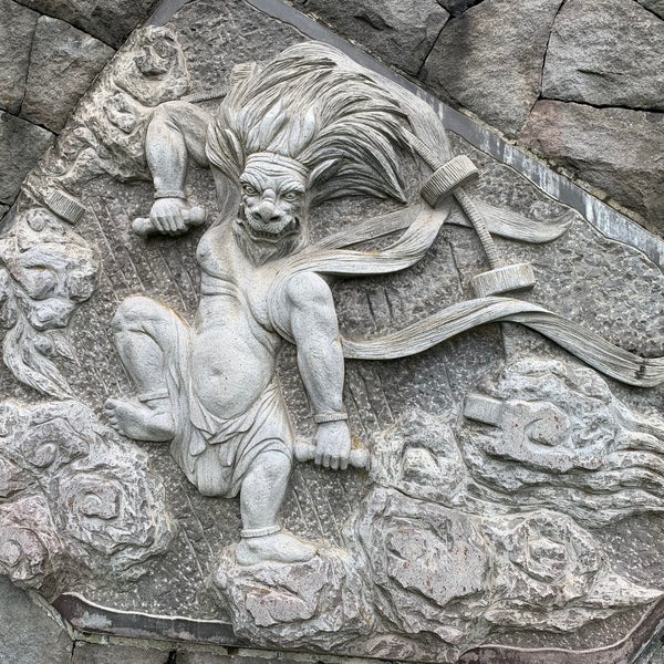 風神雷神像 Public Art