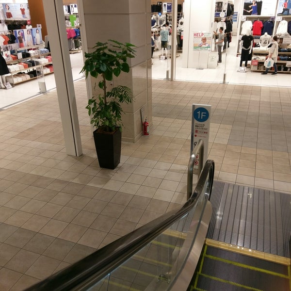 ユニクロ 伊勢崎市 西小保方町368