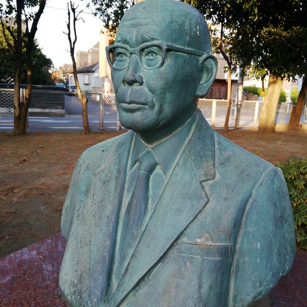 鈴木惣太郎先生の像 伊勢崎市 群馬県