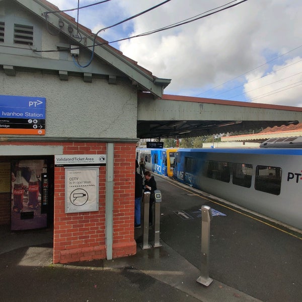 Ivanhoe Station Rail Station