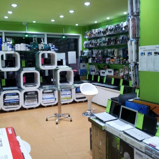 электроника март луганск. март электроник. магазин эл март пгт яя. эльмарт логотип магазина.