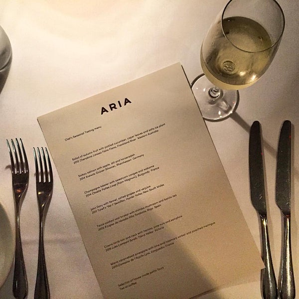Foto tirada no(a) Aria Restaurant por Steve J. em 3/11/2016