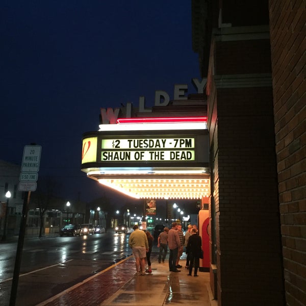 รูปภาพถ่ายที่ Wildey Theatre โดย Anna P. เมื่อ 10/27/2015