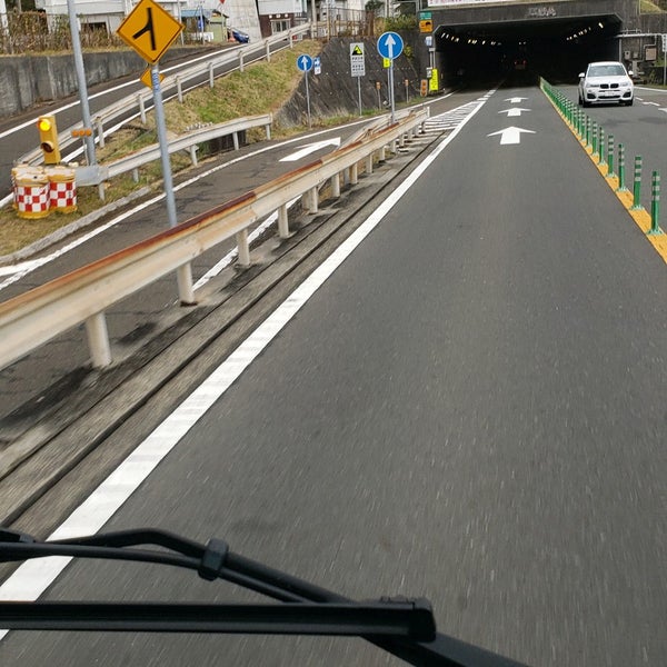 次での写真 真鶴道路 真鶴ブルーライン 道路
