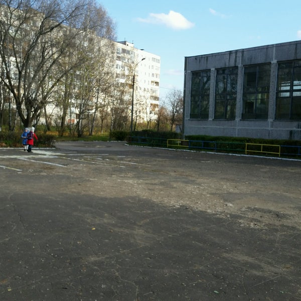 Фото школы гимназии 15орезовозуево.