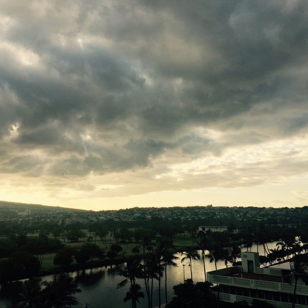 5/24/2015 tarihinde いなば り.ziyaretçi tarafından Waikiki Sand Villa Hotel'de çekilen fotoğraf