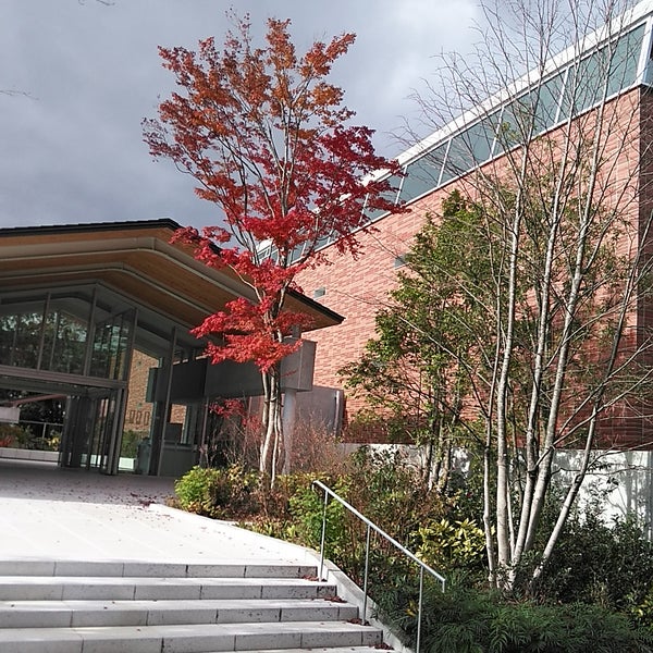 Photos At 京都女子大学図書館 18 Visitors