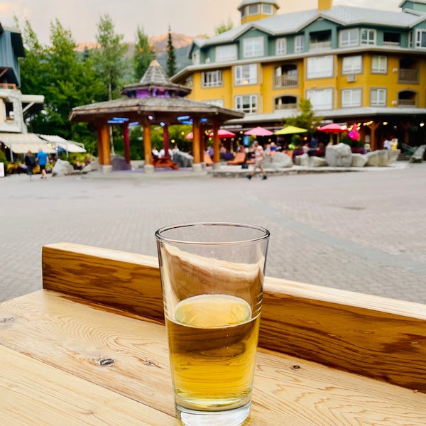 El Furniture Warehouse Whistler Whistler, BC