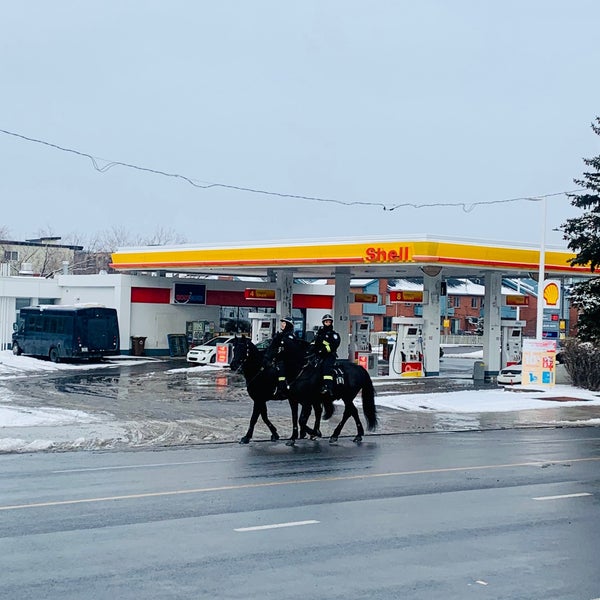 Foto diambil di Montréal oleh Victor T. pada 1/12/2021