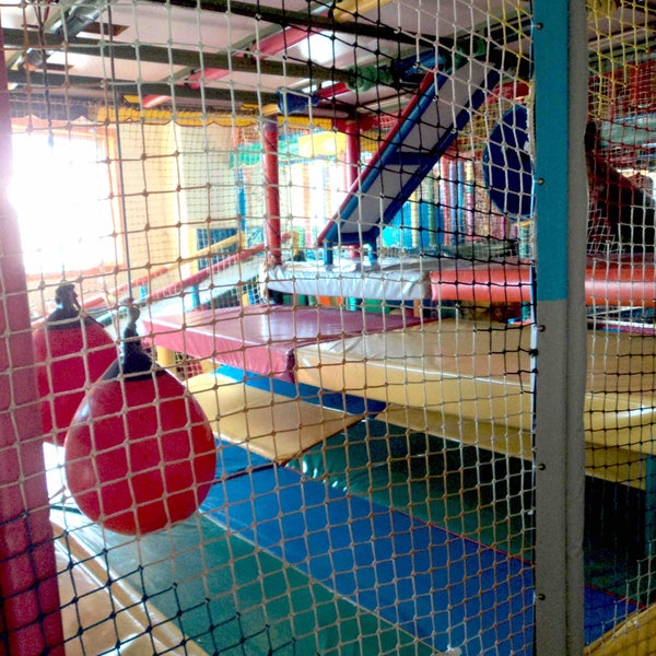 4/6/2015にParque Infantil Dinoland - Centro de Ocio El InvernaderoがParque Infantil Dinoland - Centro de Ocio El Invernaderoで撮った写真