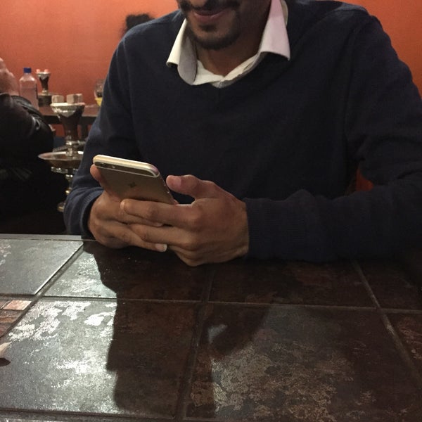 5/17/2015にTurkiがCafe Dahabで撮った写真