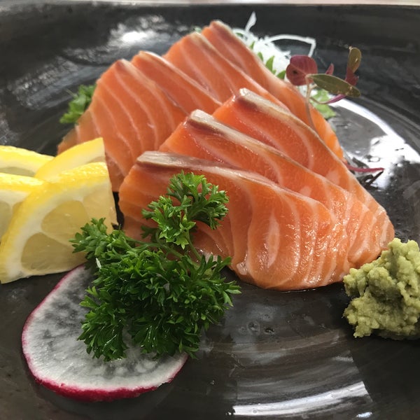 Una belleza el sashimi.