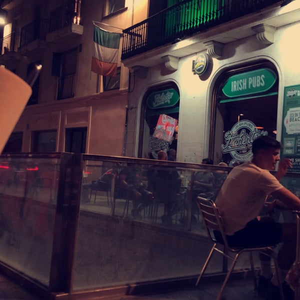 Foto tirada no(a) Flaherty&#39;s Irish Pub Barcelona por Abdullah em 8/13/2021