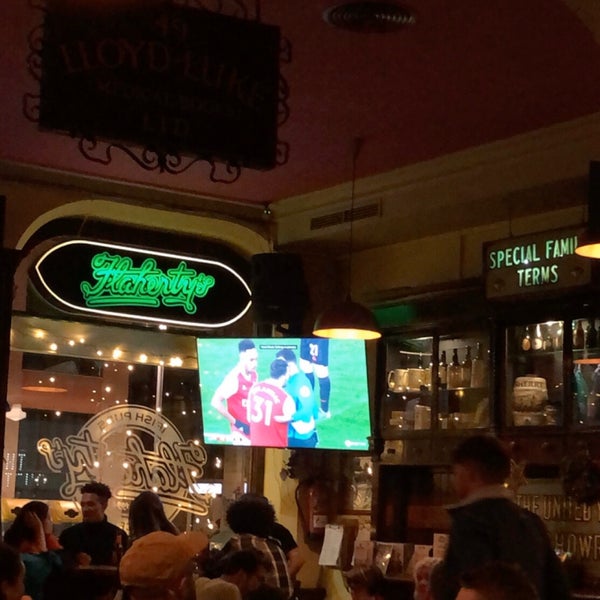 Photo taken at Flaherty&#39;s Irish Pub Barcelona by Abdullah on 1/1/2020