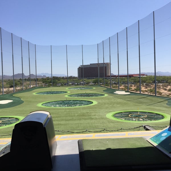 Снимок сделан в Topgolf пользователем Rob M. 4/21/2015