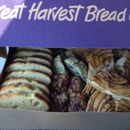 12/11/2012にRob M.がGreat Harvest Bread Companyで撮った写真