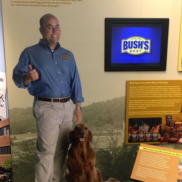 Photo taken at Bush&#39;s Baked Beans Visitor Center by Timothy P. on 4/16/2018