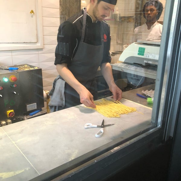 5/2/2018 tarihinde David M.ziyaretçi tarafından Tamerò - Pasta Bar'de çekilen fotoğraf