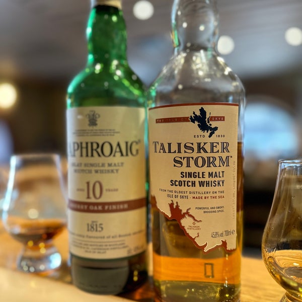 Foto tirada no(a) The Scotch Whisky Experience por Joel S. em 3/8/2023