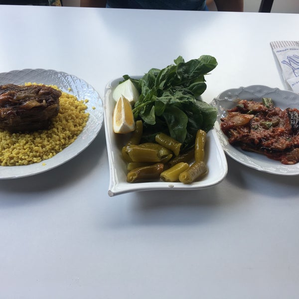 Das Foto wurde bei Kelle Paşa Restaurant von Sedat A. am 7/31/2019 aufgenommen