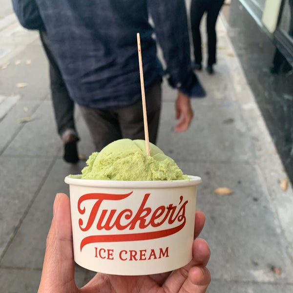 6/21/2021にLily B.がTucker&#39;s Ice Creamで撮った写真