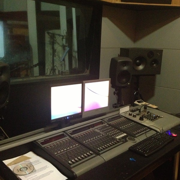 Studio Zone Kebayoran Baru 39 Visitors