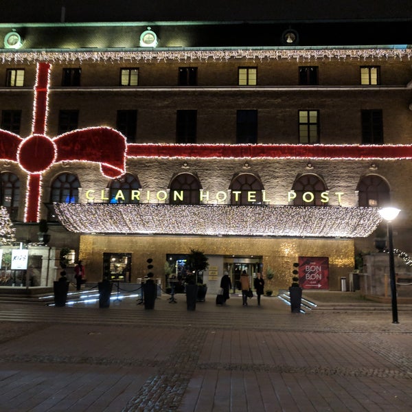 Das Foto wurde bei Clarion Hotel Post von Christophe B. am 11/21/2018 aufgenommen