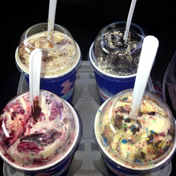 Fosters Freeze 1443 North Avalon Blvd