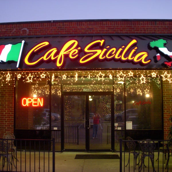 Photo prise au Cafe Sicilia par Cafe Sicilia le4/12/2015