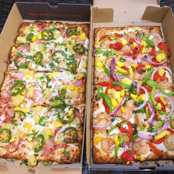 Das Foto wurde bei Healthy Cow Pizza von Paola . am 6/29/2015 aufgenommen