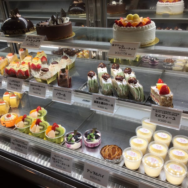 Photos At ケーキファクトリー リョウ Dessert Shop In 北九州市 Photos At ケーキファクトリー リョウ Dessert Shop In 北九州市