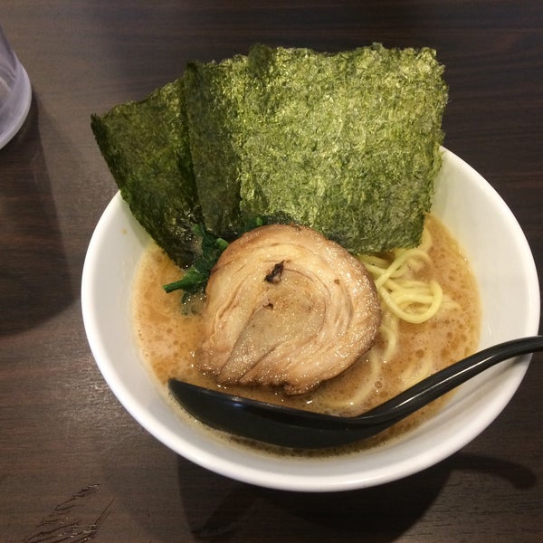 Photos At たくぞうのらーめん 72 Visitors Photos At たくぞうのらーめん 72 Visitors