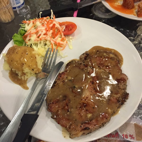 Шотландский стейк. Кантри стейк якутск. Стейк ромштекс. Стейк из говядины с розмарином. Американский стейк из говядины.