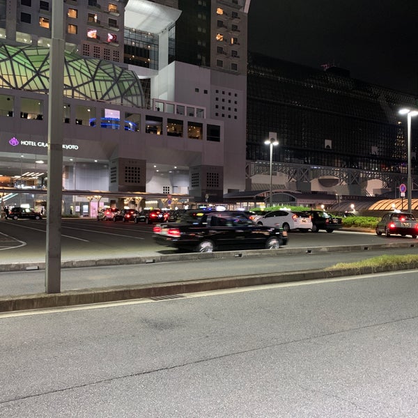 京都駅烏丸口 タクシー乗り場 烏丸塩小路下東下小路