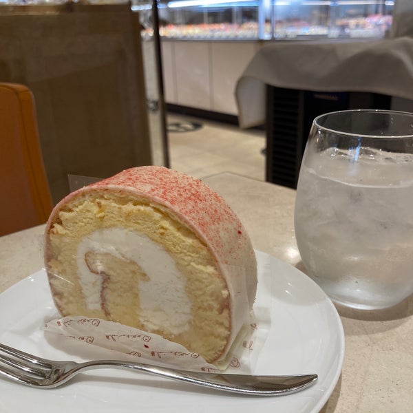 オクシタニアル Occitanial Dessert Shop In 中央区