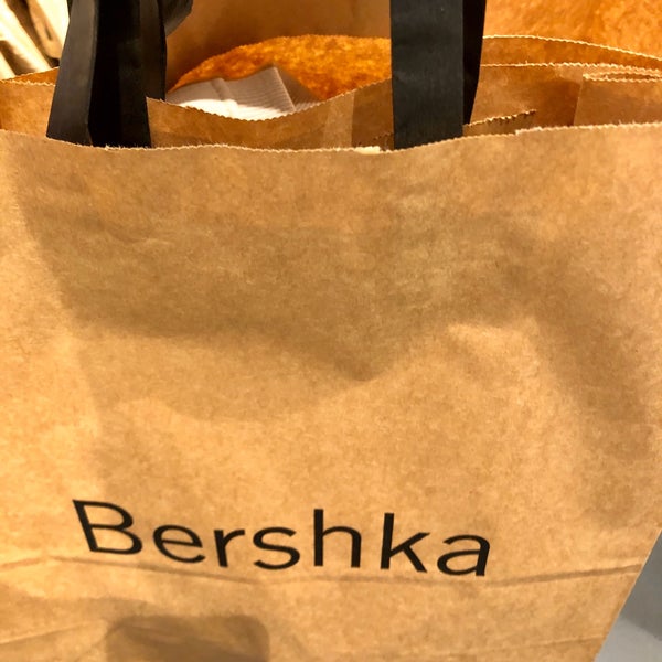 Bershka Clothing Store In Fort Bonifacio