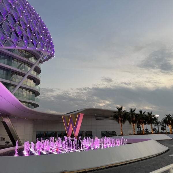 3/15/2023 tarihinde Franco V.ziyaretçi tarafından W Abu Dhabi - Yas Island'de çekilen fotoğraf