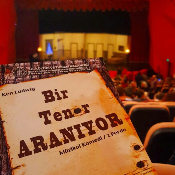 Photo prise au Eskişehir Atatürk Kültür Sanat ve Kongre Merkezi par 🎀👑Nazik . le1/13/2020