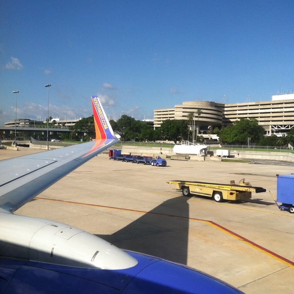 5/6/2013 tarihinde Kristin S.ziyaretçi tarafından Tampa International Airport (TPA)'de çekilen fotoğraf