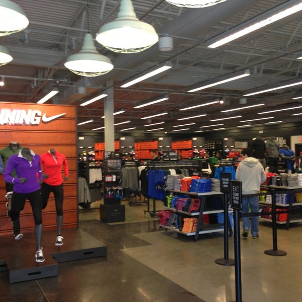 Nike Factory Store - 4 tips from 703 visitors