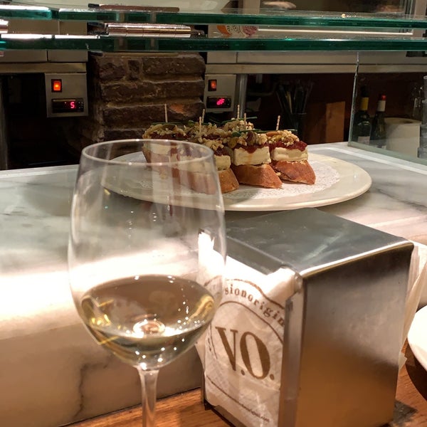 6/2/2019 tarihinde Ozlem K.ziyaretçi tarafından Irati Taverna Basca'de çekilen fotoğraf