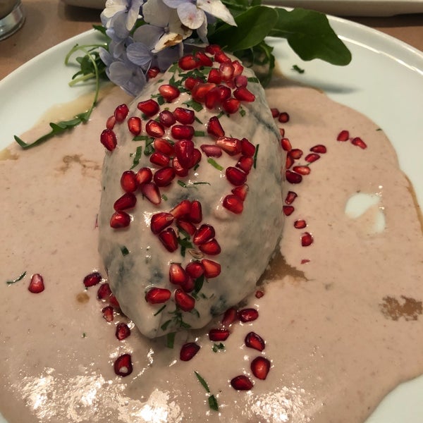 Foto diambil di Angelopolitano Restaurante oleh Norma Sayurik F. pada 8/12/2019