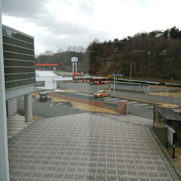 盛岡大学図書館 College Library