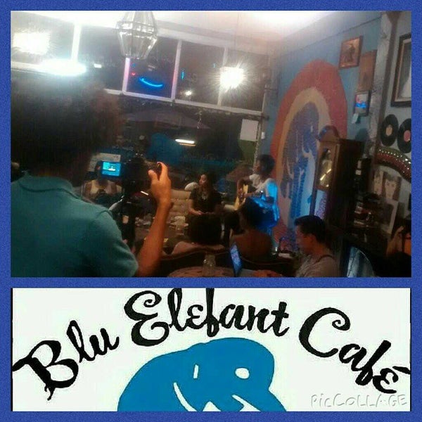 Das Foto wurde bei Blu Elefant Café von BLU ELEFANT C. am 10/27/2014 aufgenommen