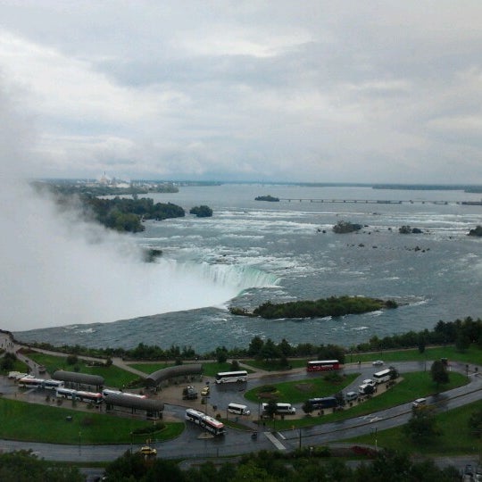 Photo taken at Radisson Hotel &amp; Suites Fallsview, ON by László K. on 9/18/2012