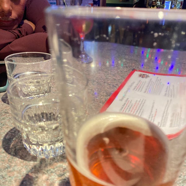 Photo taken at Humpy&#39;s Great Alaskan Alehouse by Wittyboi on 11/26/2021
