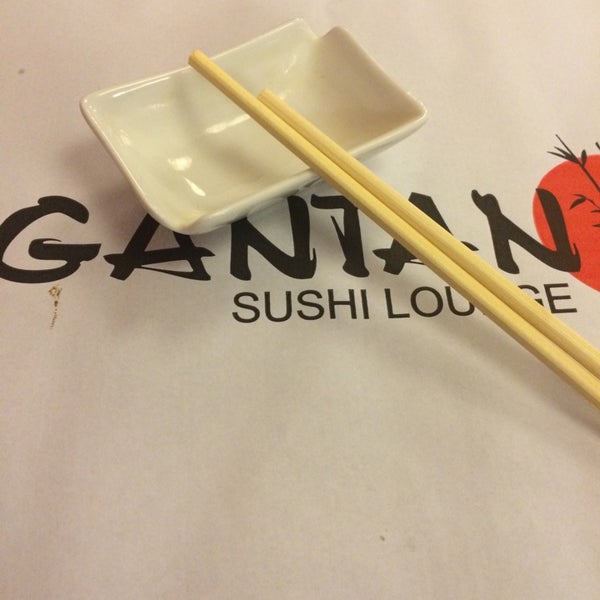 Снимок сделан в Gantan Sushi Lounge пользователем Henrique D. 8/28/2014